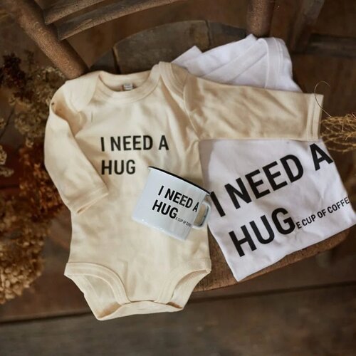 Cuckoo Cups EMAJLIRAN LONČEK &amp;lsquo;I NEED A HUGE CUP OF COFFEE&amp;rsquo; Slike