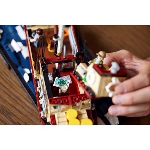 Lego Ideas 21350 Ralje Slike
