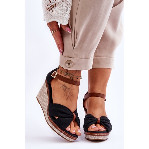 Kesi Women's Wedge Sandals Black Daphne Cene
