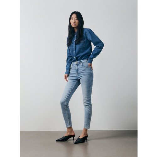 Reserved kavbojke mid rise slim - modra Slike
