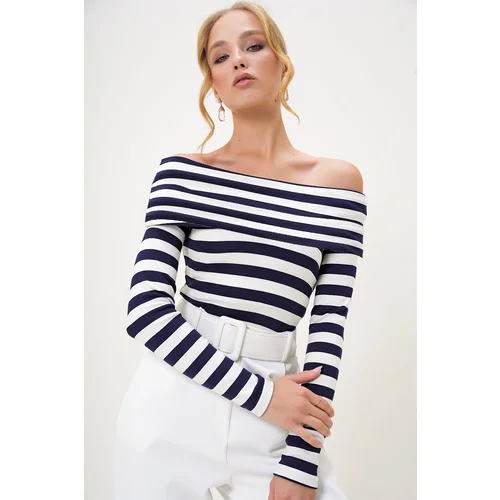 Trend Alaçatı Stili Women's Navy Blue Madonna Collar Striped Lycra Knitted Blouse