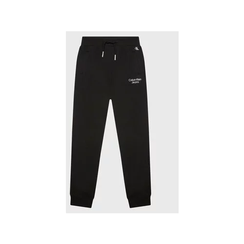 Calvin Klein Jeans Spodnji del trenirke Stack Logo IB0IB01282 Črna Regular Fit