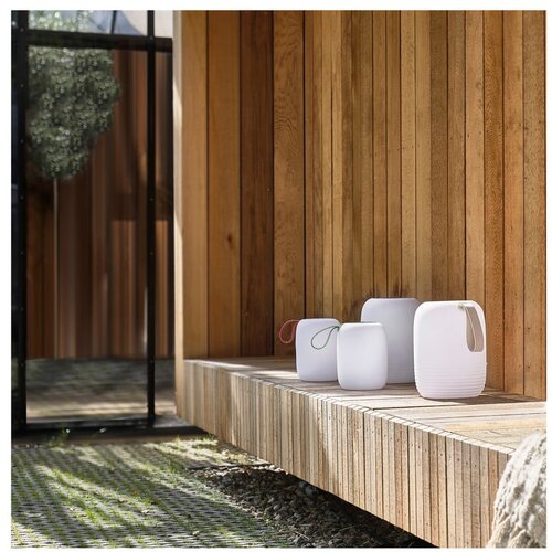 Villa Collection LED vanjska svjetiljka s USB &amp;oslash; 12,5 cm Hav &amp;ndash; Slike