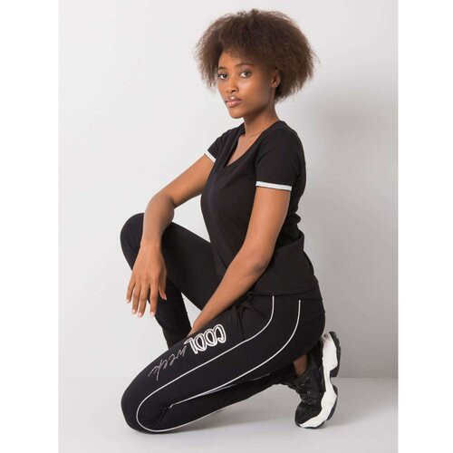 Fashion Hunters Black women's sweatpants with an application Slike