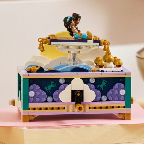 Lego LEGO&amp;reg; Disney - Jasminina &amp;scaron;katlica za dragocenosti (43295) Slike