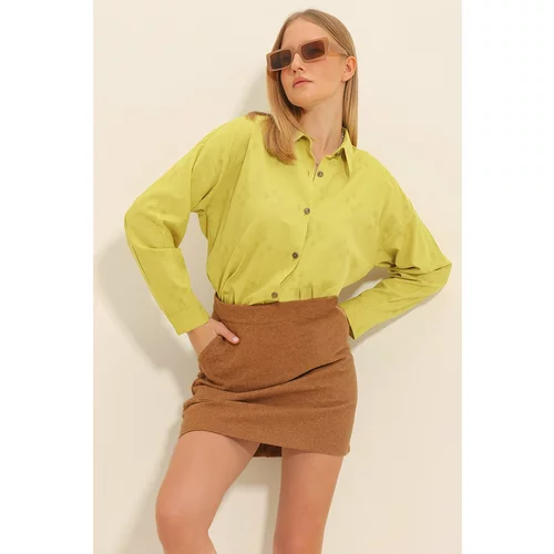Trend Alaçatı Stili Women's Oil Green Motif Oversize Linen Shirt