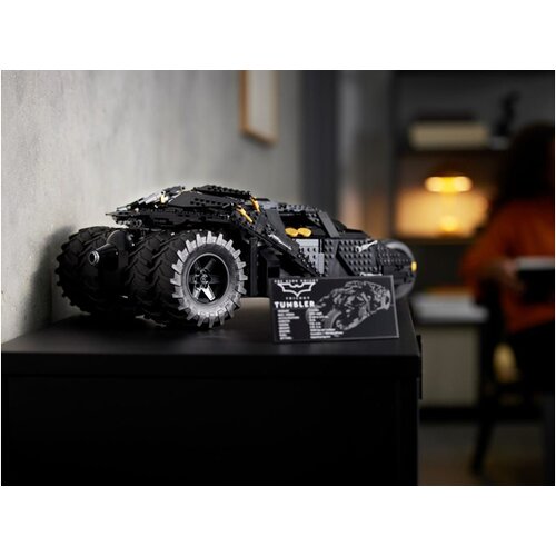 Lego Super Heroes kocke Super Heroes Batman Batmobile&amp;trade; Tumbler 76240 Slike