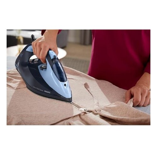 Philips parni likalnik DST7041/20, svetlo/temno modra Slike