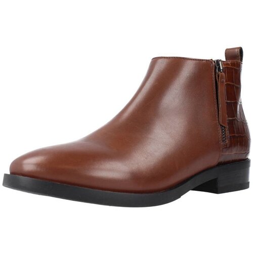 Geox Gležnjarji DONNA BROGUE F Kostanjeva Slike