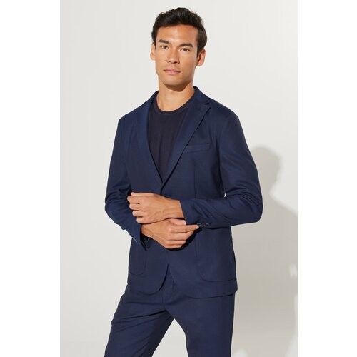 ALTINYILDIZ CLASSICS Men's Navy Blue Slim Fit Slim Fit Monocollar Dobby Suit. Cene