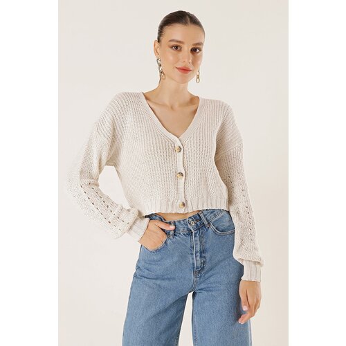 By Saygı Buttoned Front Perforated Sleeves Crop Cardigan Slike