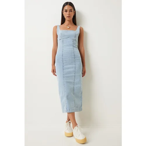 Happiness İstanbul Women's Light Blue Zipper Strap Midi Denim Dress