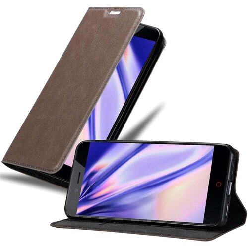 Cadorabo Ohi&scaron;je, združljivo z ZTE Nubia Z11 MINI S v kavovinsko rdeča - Za&scaron;čitni ovitek z magnetnim zapiranjem, stoječo funkcijo in režo za kartice, (20549840) Cene