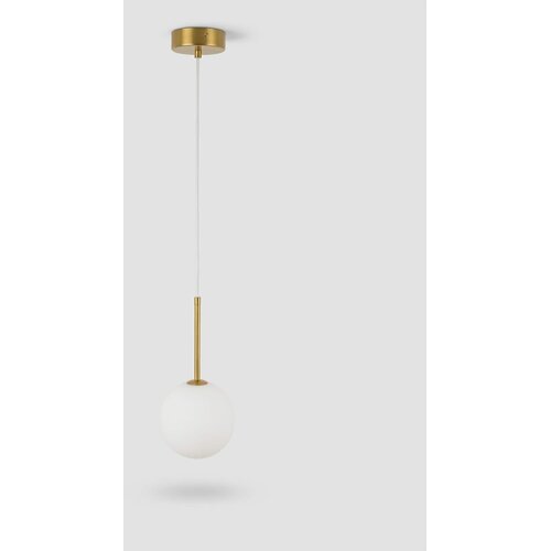 Sinsay Viseća lampa sa zlatnim detaljima i okruglim sjenilom Slike