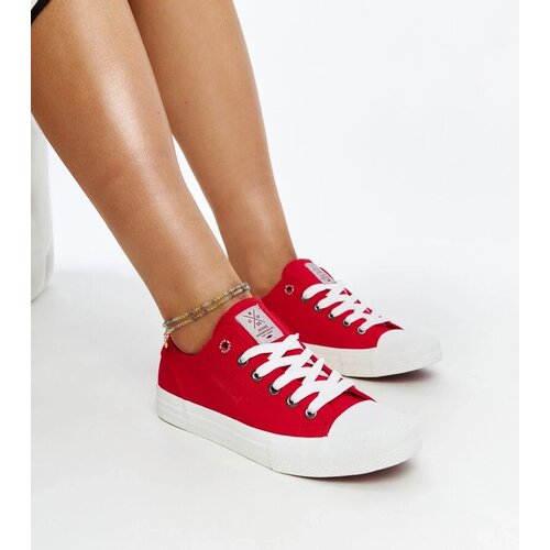 D/CEO Black trainers Beat Cene