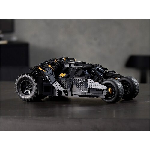 Lego Super Heroes kocke Super Heroes Batman Batmobile&amp;trade; Tumbler 76240 Slike