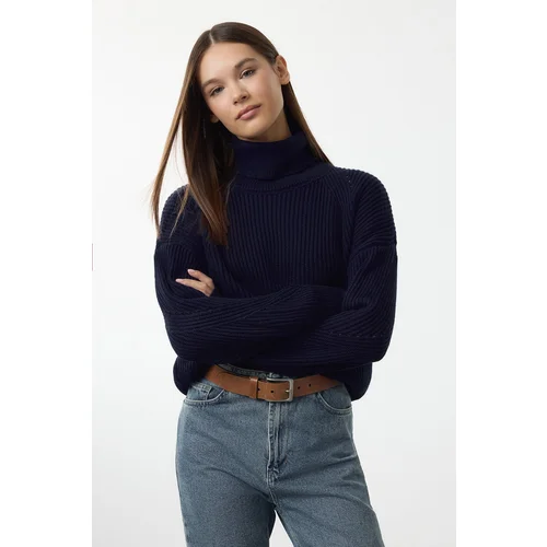 Trendyol Navy Blue Crop Turtleneck Knitwear Sweater