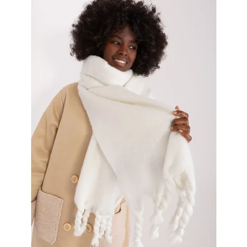 Fashion Hunters White long women's scarf