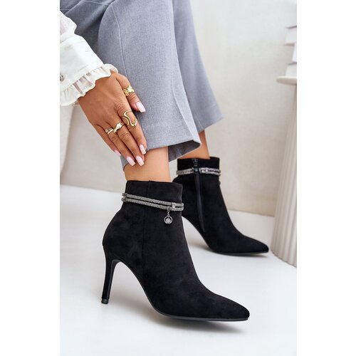 Kesi Insulated ankle boots with stiletto heel with decorative strap Eco suede Vinceza black Slike
