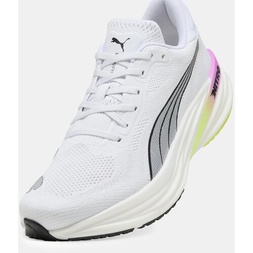 Puma Teka&amp;scaron;ki čevelj &amp;#039;Magnify Nitro 2&amp;#039; črna / bela Slike