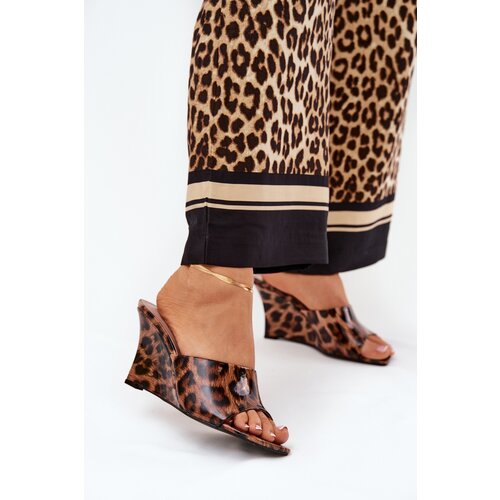 Boto Lacquered women's wedge sandals leopard brown Nelithin Cene