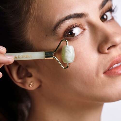 KORIKA Tools Face Roller &amp;amp; Gua Sha valjak za masažu za lice i pomagalo za masažu Jade Green Slike