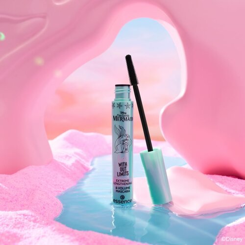 Essence Disney The Little Mermaid maskara za volumen i produžavanje trepavica nijansa 01 I Sea You 13 ml Slike