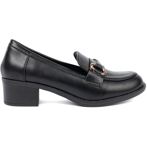 Shelvt Women&amp;#039;s black shoes with an elegant buckle Slike