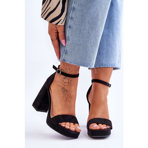 Kesi Fashionable suede sandals on a square heel Black Merila Slike