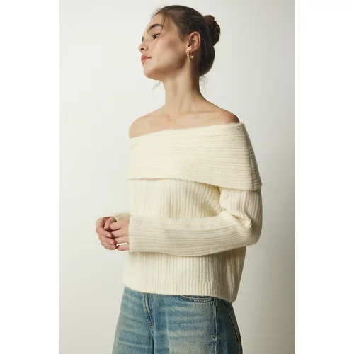 Happiness İstanbul Women's Cream Madonna Collar Knitwear Sweater