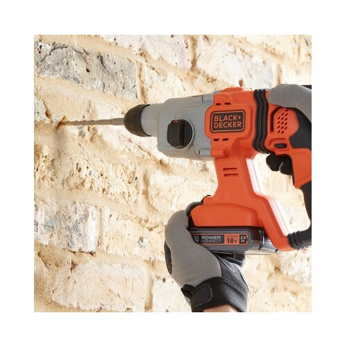 Black &amp;amp; Decker AKU UDARNA BU&amp;Scaron;ILICA 18V, SDS+2 X 2,5 AH BATERIJA BCD900E2K Slike