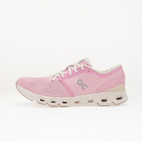 On Sneakers W Cloud X 4 Petal/ Sand EUR 40 Slike