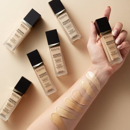 Eveline Cosmetics Wonder Match dolgoobstojni tekoči puder s hialuronsko kislino odtenek 12 Light Natural 30 ml Slike