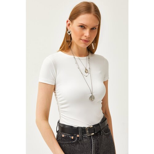 Olalook Women&amp;#039;s Ecru Side Gathered Soft Button Crop T-Shirt Slike