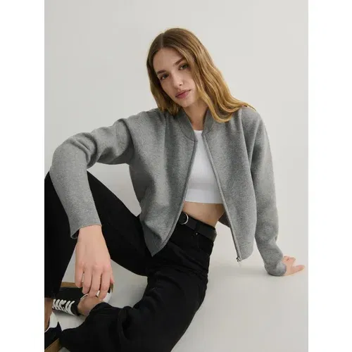 Reserved pulover z gumbi - svetlo siva
