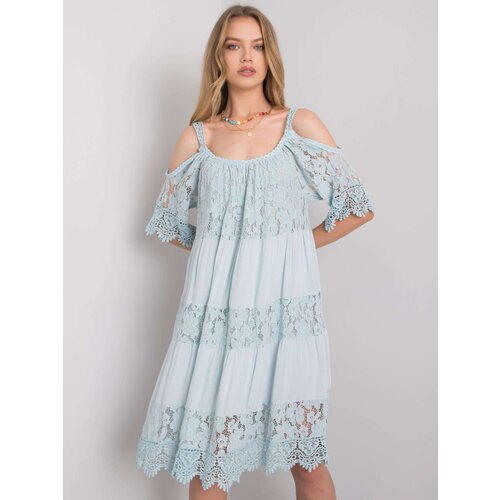 Fashion Hunters OH BELLA dress with exposed shoulders Slike