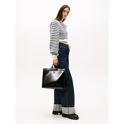 Tommy Jeans Ročna torbica &amp;#039;MUST&amp;#039; črna Slike