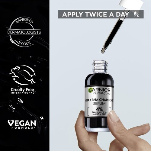 Garnier Pure Active AHA + BHA Charcoal Serum serum za obraz za vse tipe kože 30 ml za ženske Slike