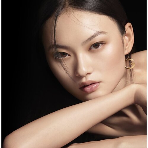 Guerlain Parure Gold Skin Control kompaktni matirajoči puder odtenek 0C Cool 8,7 g Slike