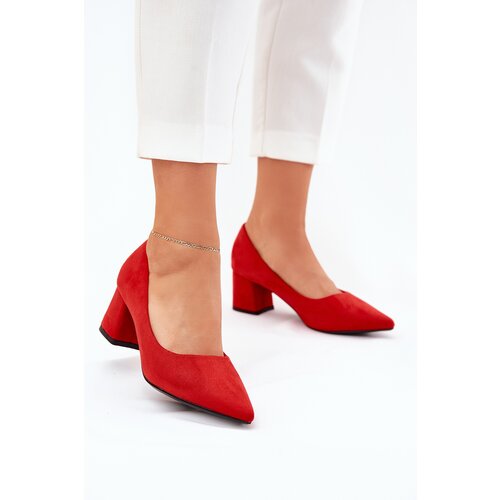 Boto Women's pumps with pointed toes on a heel red Merinette Cene