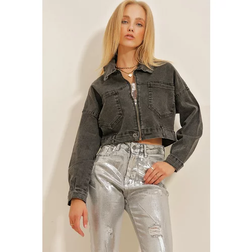 Trend Alaçatı Stili Women's Anthracite Double Pocket Zippered Crop Denim Jacket