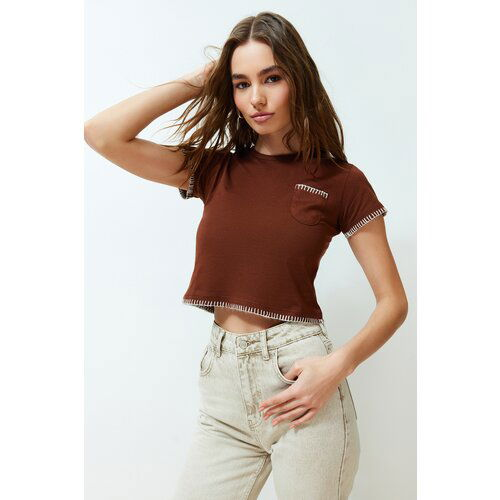 Trendyol Brown 100% Cotton Stitch Detail Regular Crop Knitted T-Shirt Cene