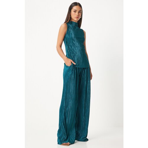 Happiness İstanbul Women&amp;#039;s Dark Green Pleated Sleeveless Knitted Blouse Palazzo Pants Set Slike