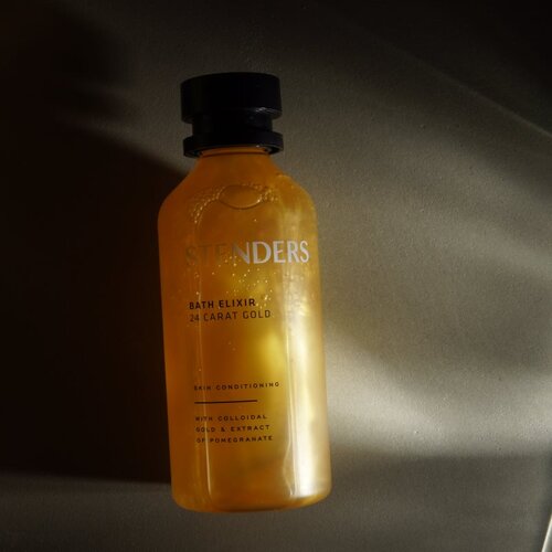 STENDERS 24 Carat Gold kopalna pena z 24-karatnim zlatom 250 ml Slike