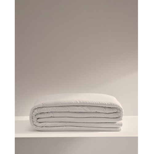 Kave Home Celoletna pre&amp;scaron;ita odeja 220x220 cm Mistral &amp;ndash; Slike