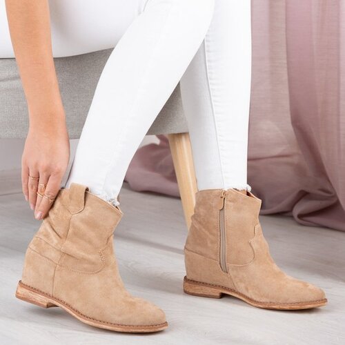 Resti Cowboy boots on heels in beige Brunoki - Footwear Cene