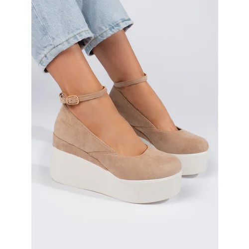 Shelvt Beige wedge pumps