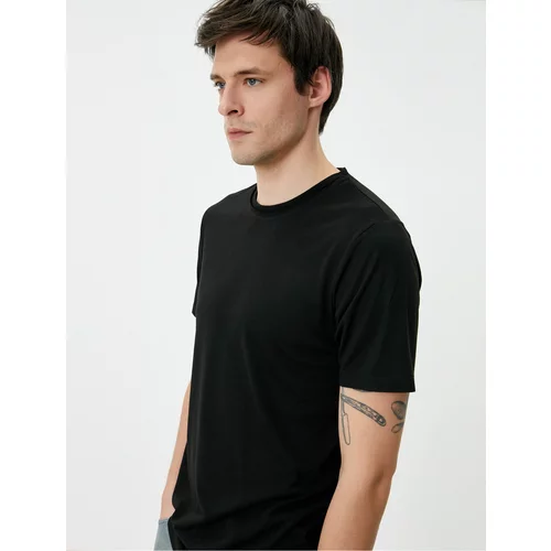 Koton Basic T-Shirt Short Sleeve Crew Neck Slim Fit