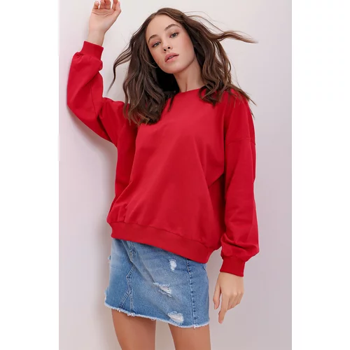 Trend Alaçatı Stili Women's Red Crew Neck Oversize Basic Sweatshirt