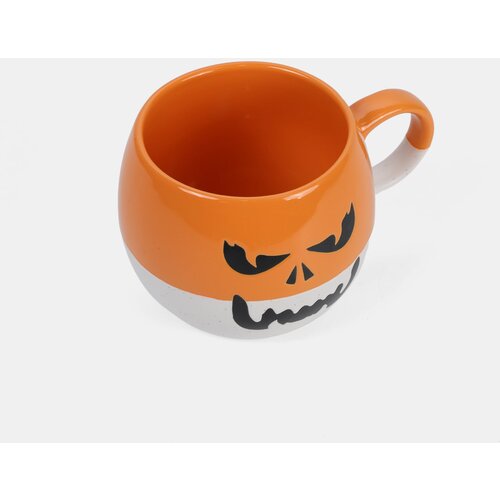 Sinsay &amp;Scaron;alica s halloween motivom Slike